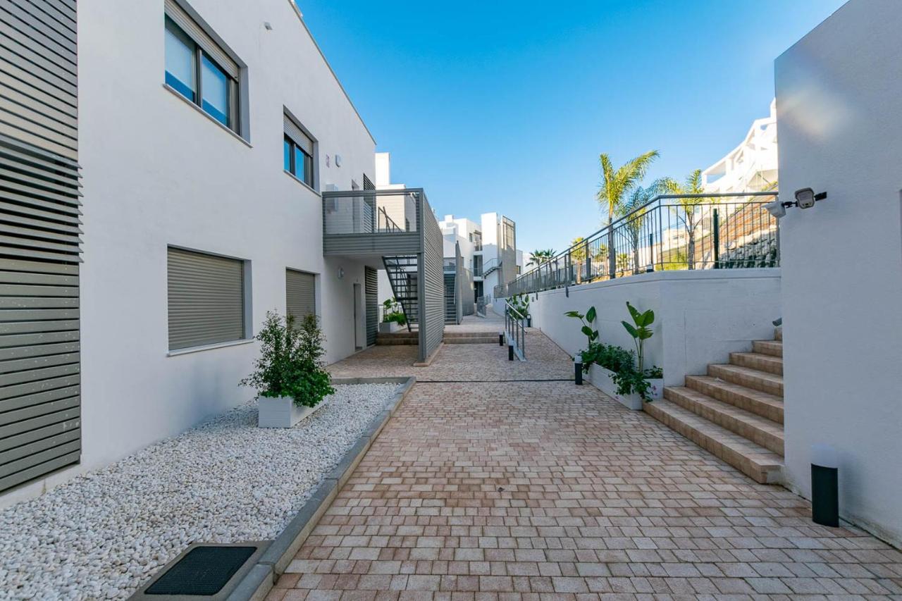 Casa Roman New Apartment At Baviera Golf Malaga Exterior photo